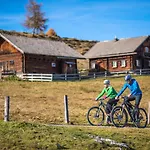 מלון Salzburger Hof 4*
