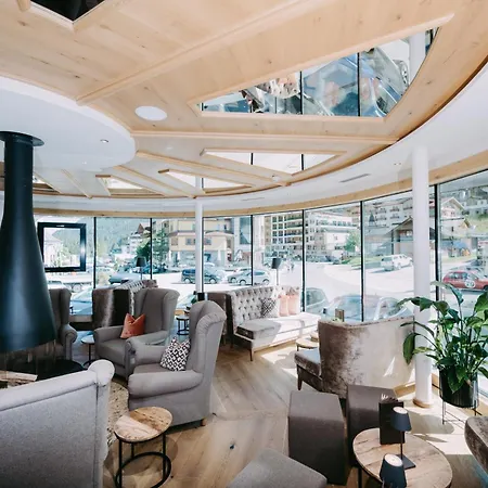 فندق Salzburger Hof 4*