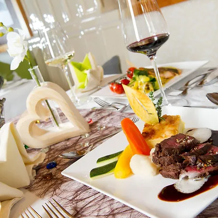 Hotel Salzburger Hof 4*