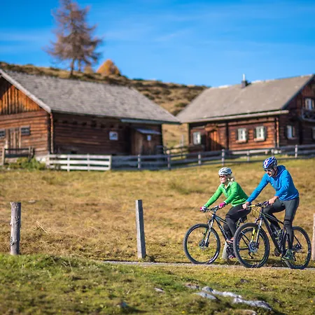 Hotel Salzburger Hof 4*