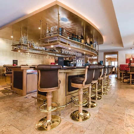 Hotel Salzburger Hof 4*