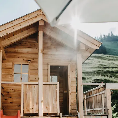 Salzburger Hof Hotel 4*