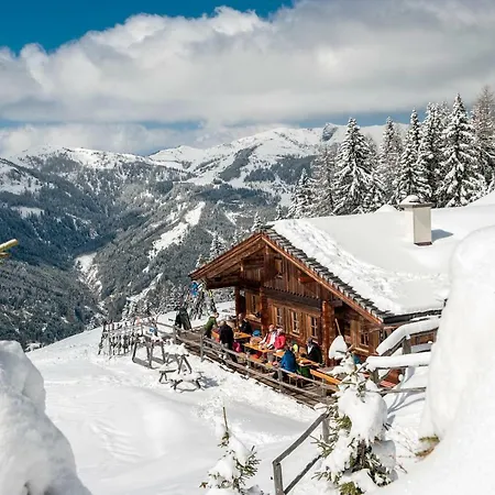 酒店 Salzburger Hof 4*