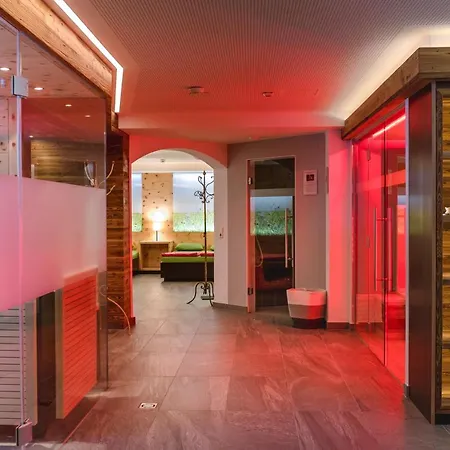 Salzburger Hof Hotel 4*