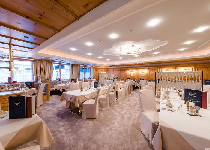 酒店 Salzburger Hof 4*